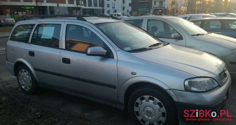 2005' Opel Astra photo #1