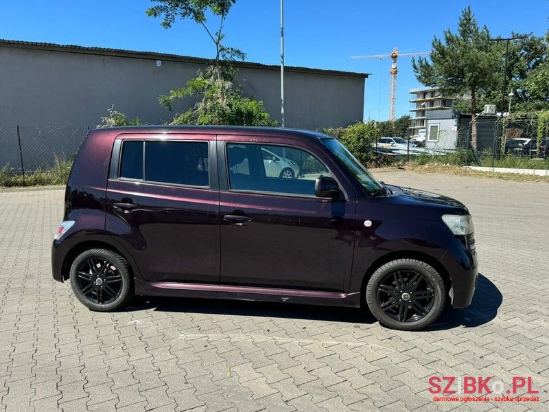 2007' Daihatsu Materia 1.5 Black Edition photo #4