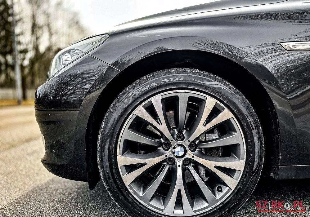 2010' BMW 5Gt photo #4