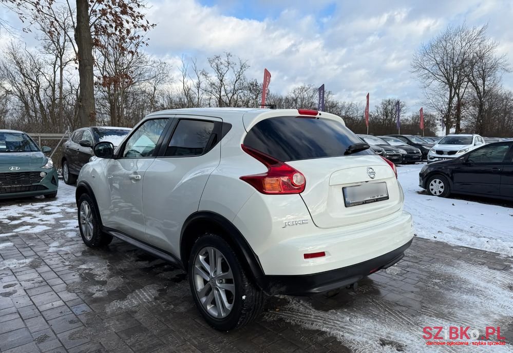 2011' Nissan Juke 1.6 T N-Tec photo #3