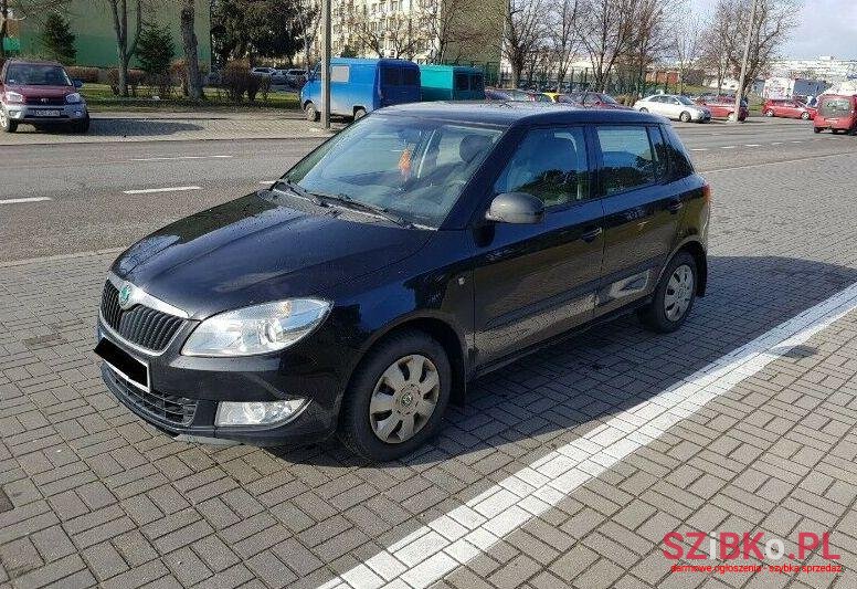 2012' Skoda Fabia photo #1