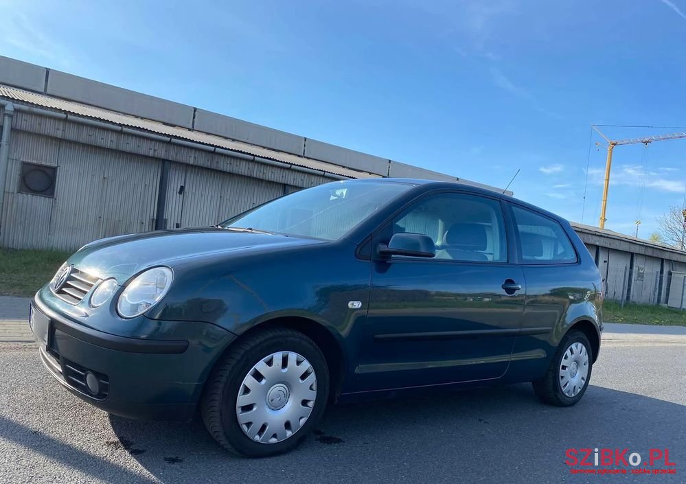 2003' Volkswagen Polo photo #3