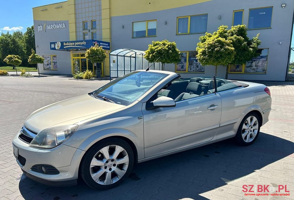 2007' Opel Astra photo #2