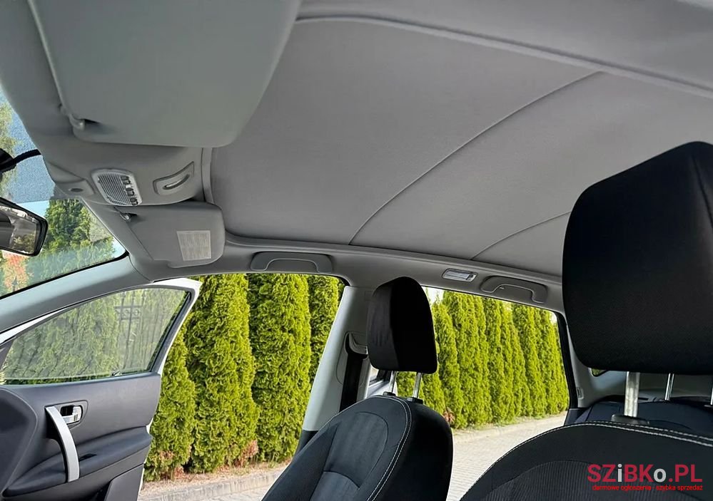 2010' Nissan Qashqai 1.6 Tekna photo #4