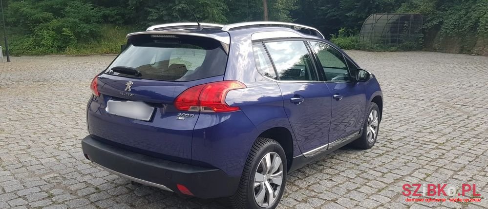 2015' Peugeot 2008 photo #4