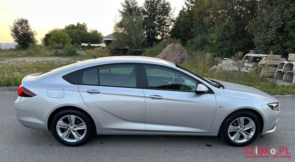 2019' Opel Insignia 1.5 T Ultimate S&S photo #2