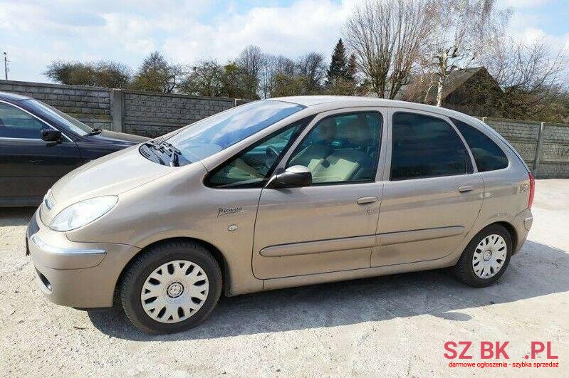 2007' Opel Zafira photo #1