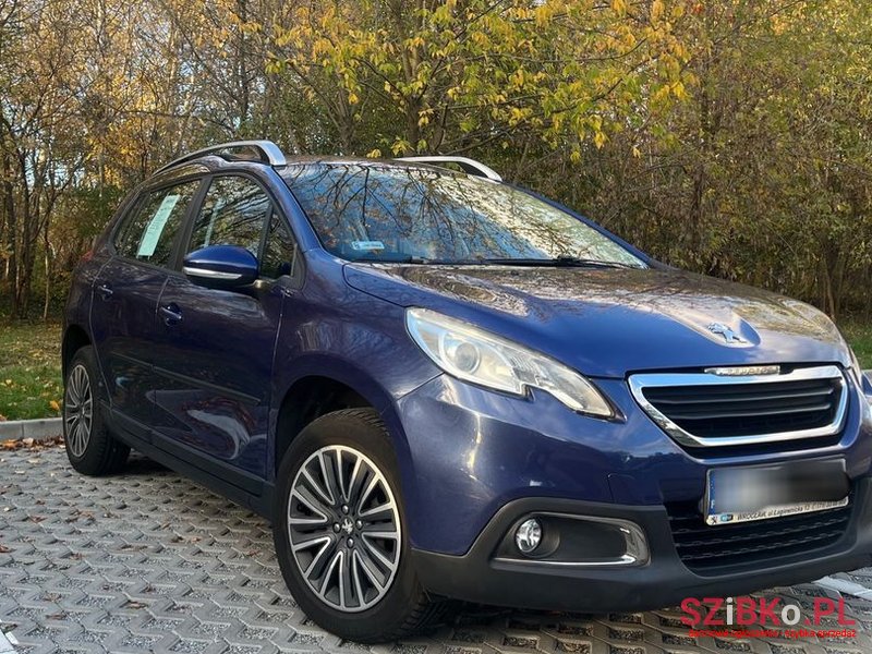 2013' Peugeot 2008 photo #1