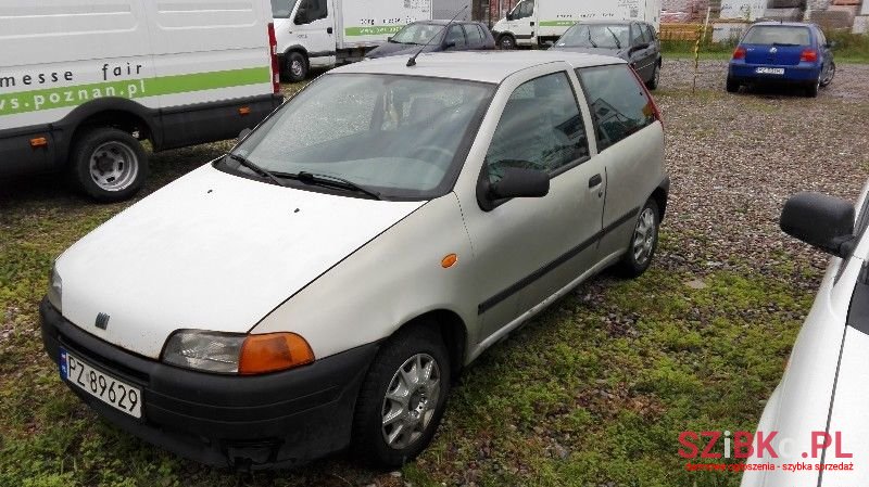 1998' Fiat Punto photo #1