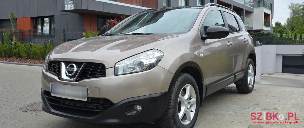 2013' Nissan Qashqai 1.6 Dci Tekna photo #2