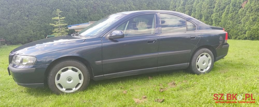 2001' Volvo S60 2.4I photo #2