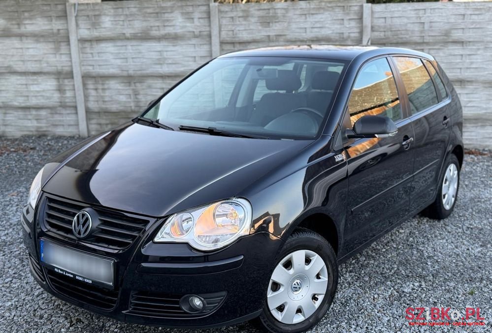 2008' Volkswagen Polo 1.2 Trendline photo #1