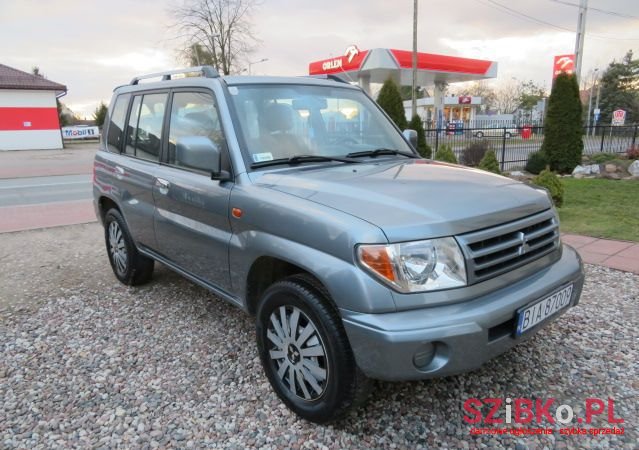 2004' Mitsubishi Pajero Pinin photo #4
