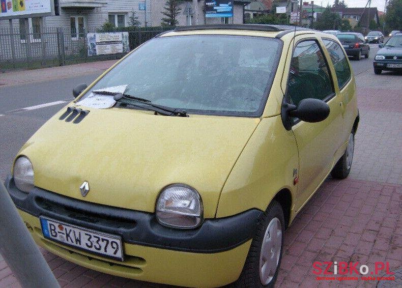2001' Renault Twingo photo #1