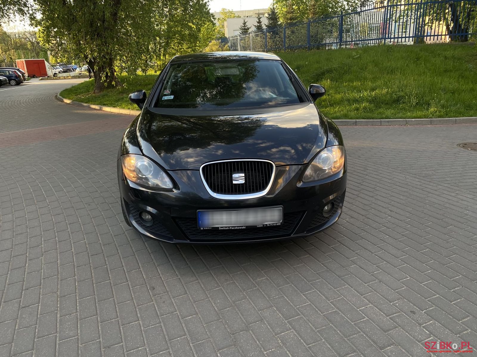 2011' SEAT Leon photo #4
