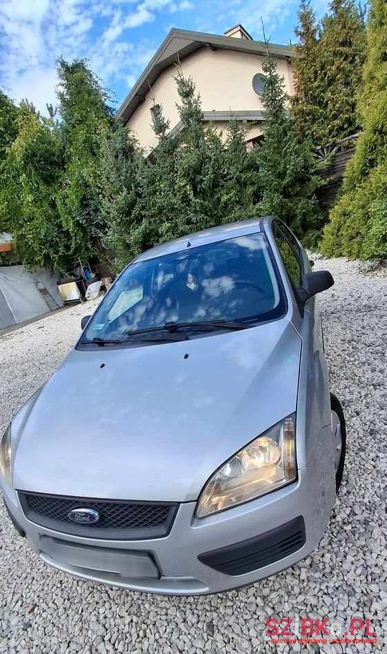 2007' Ford Focus 1.4 Ambiente photo #1