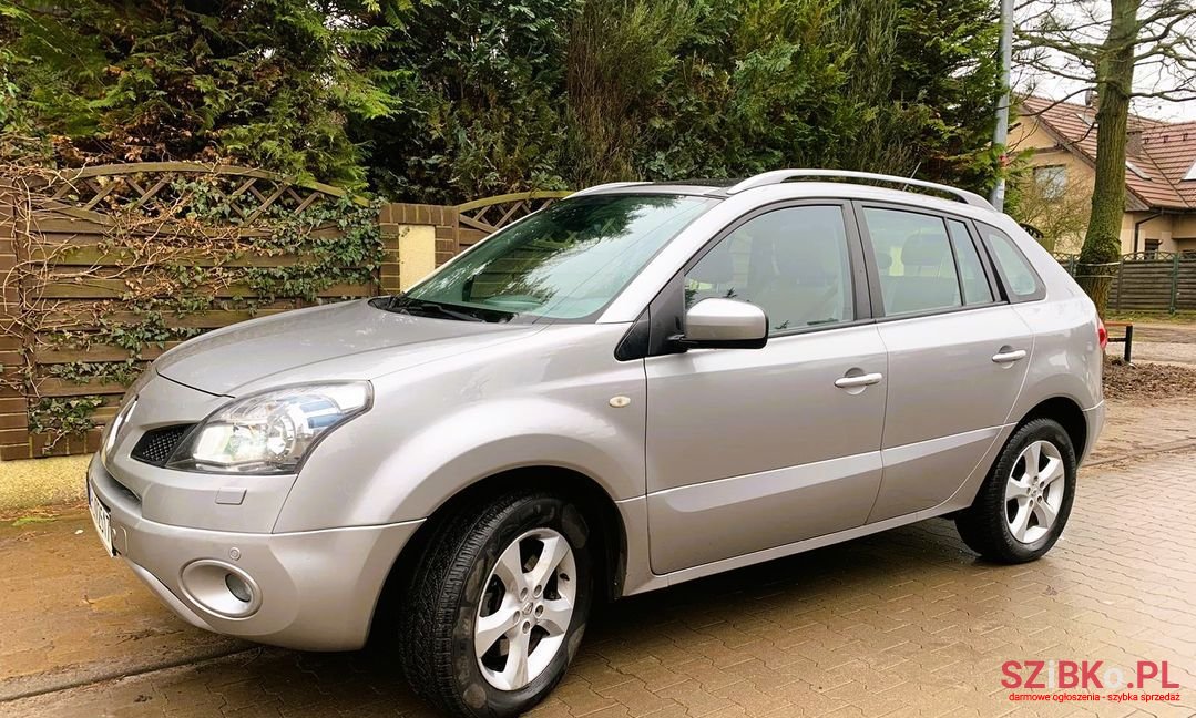 2009' Renault Koleos photo #2