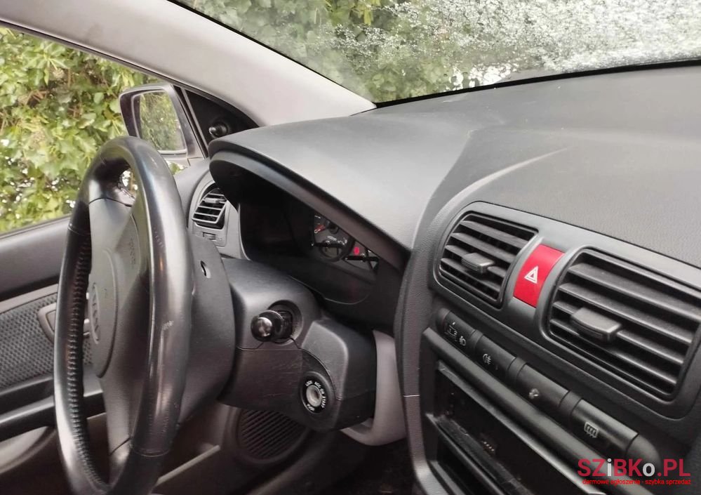 2006' Kia Picanto 1.0 Optimum + photo #2