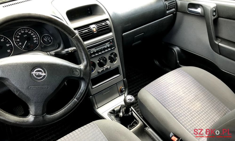 2003' Opel Astra photo #3