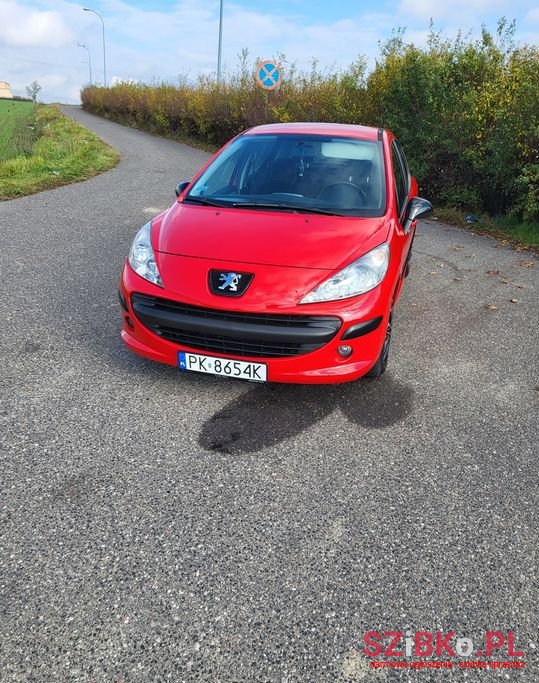 2006' Peugeot 207 photo #1