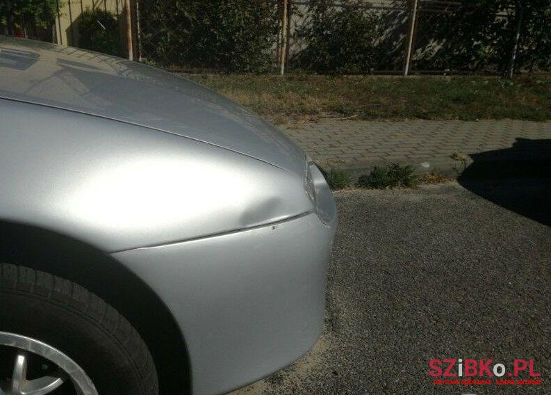 1998' Mazda 323 photo #1