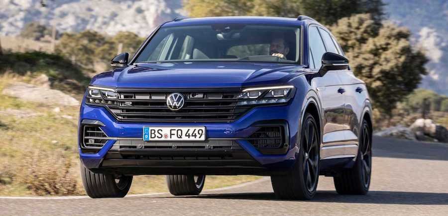 VW Touareg R Shows Impressive Acceleration In Onboard Video