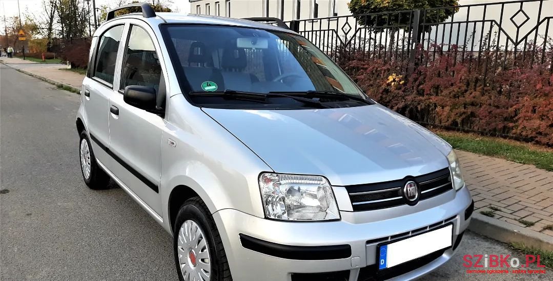 2009' Fiat Panda photo #1