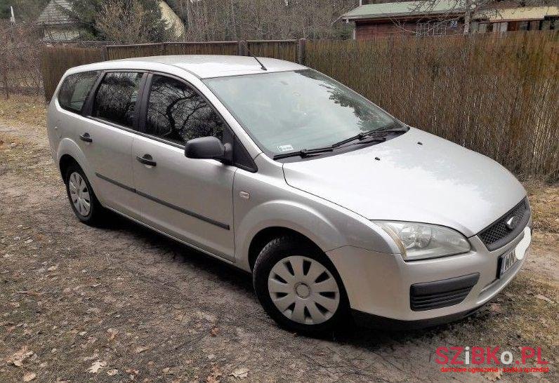 2005' Ford Focus photo #1