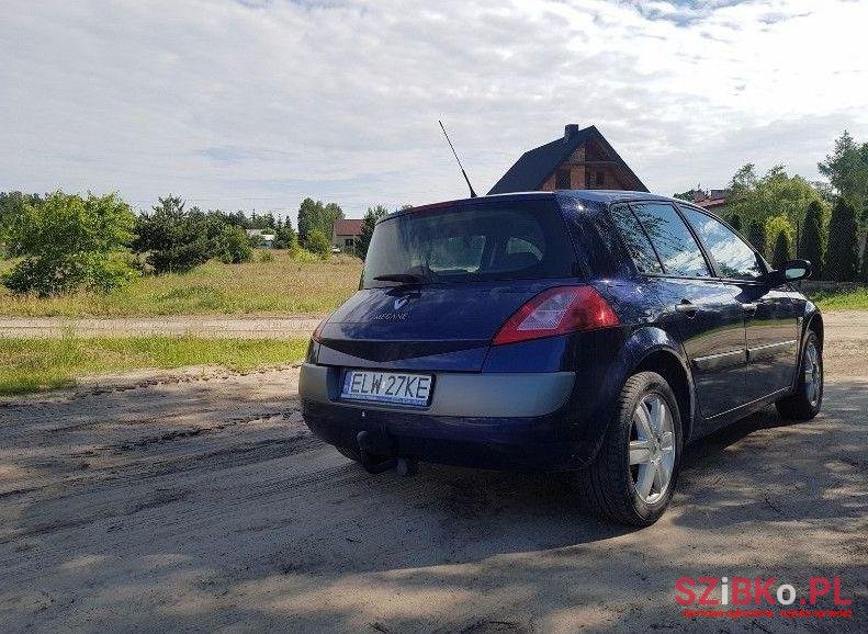 2002' Renault Megane photo #2