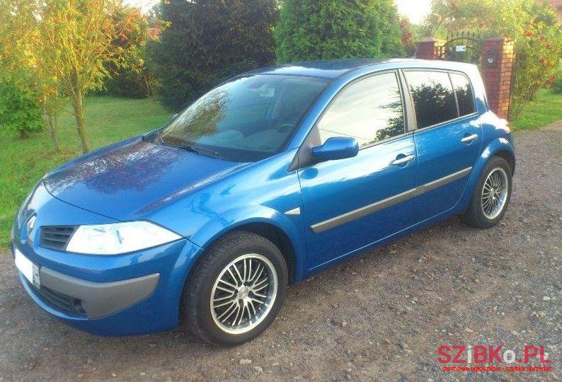 2007' Renault Megane photo #2