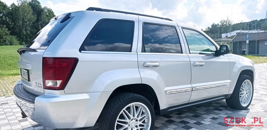 2005' Jeep Grand Cherokee photo #5