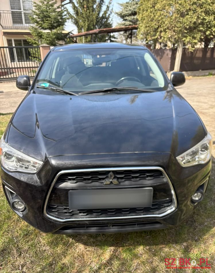 2015' Mitsubishi ASX photo #1