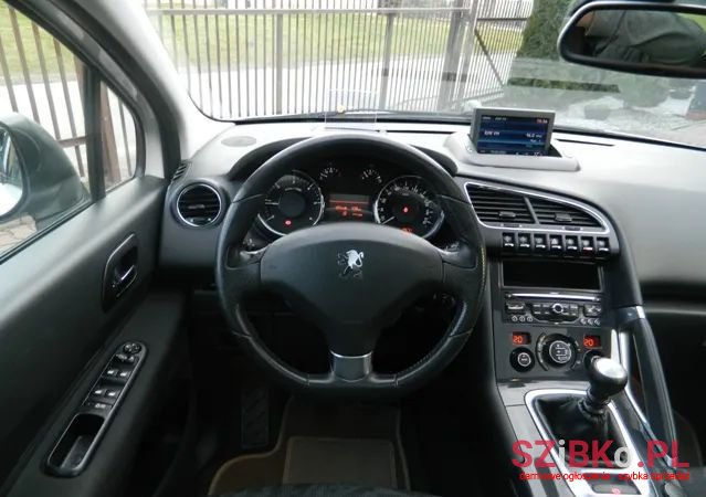 2011' Peugeot 3008 photo #6