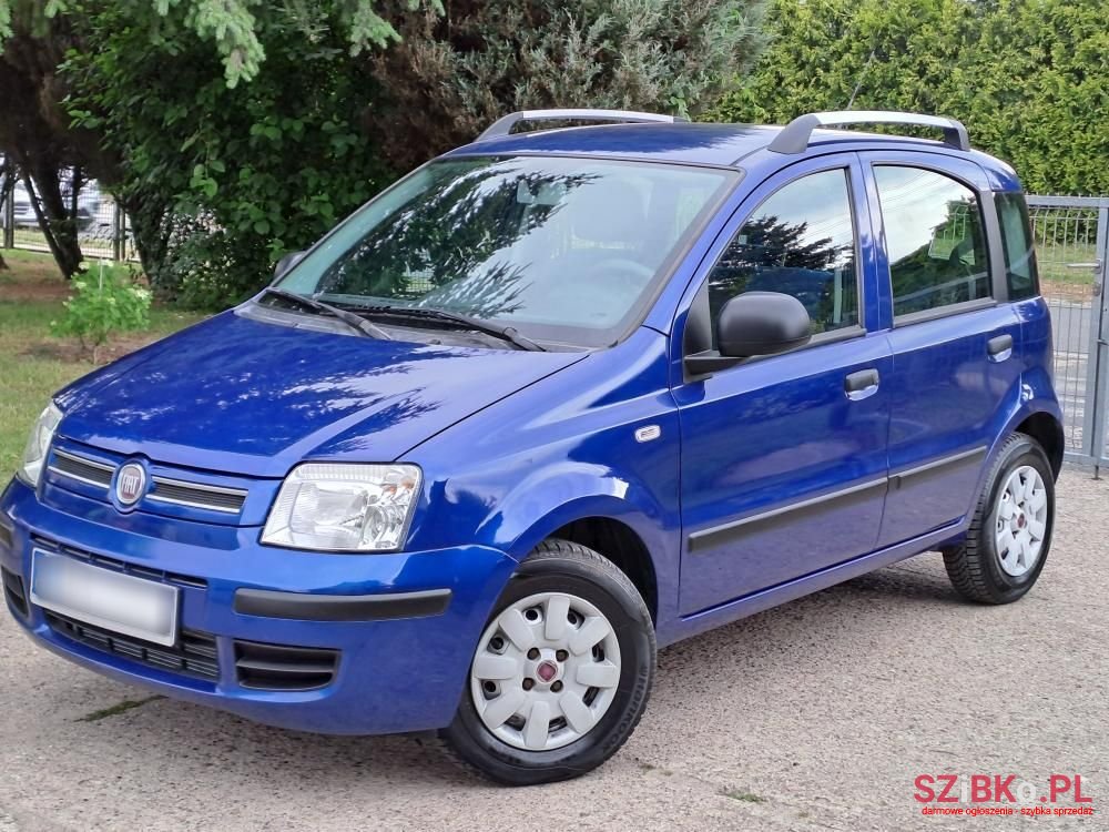 2010' Fiat Panda photo #1