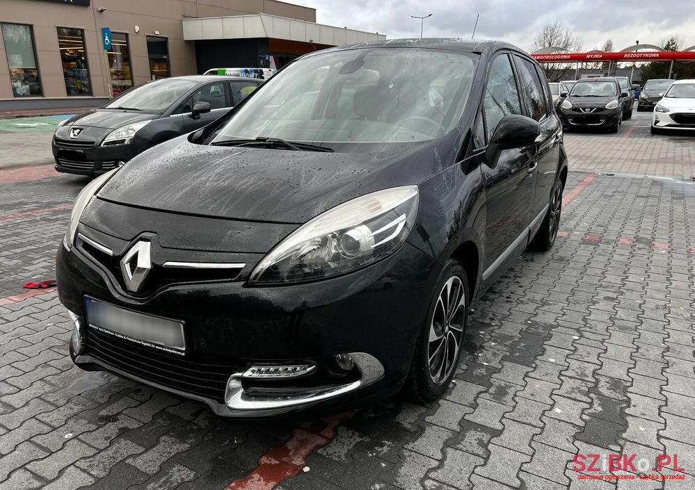 2015' Renault Scenic photo #2