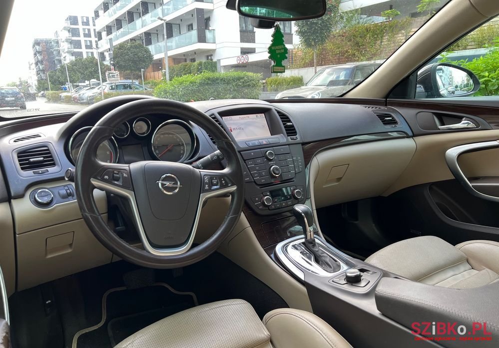 2011' Opel Insignia 2.0 Cdti Sport photo #5