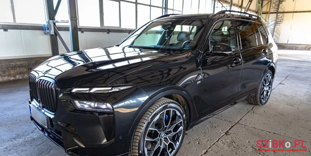 2023' BMW X7 photo #4