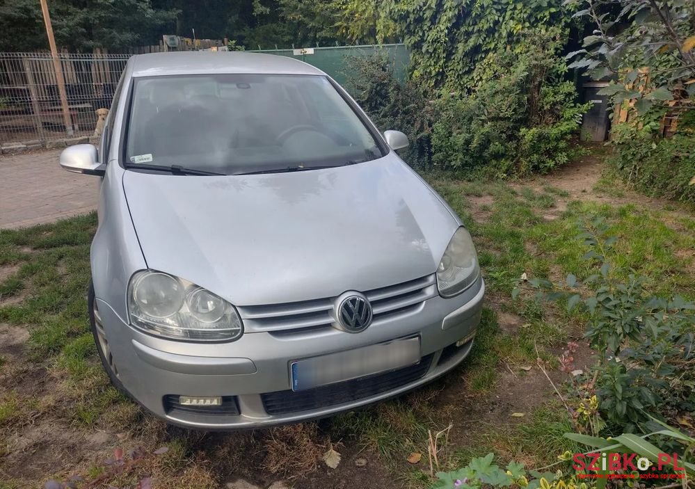 2007' Volkswagen Golf photo #4