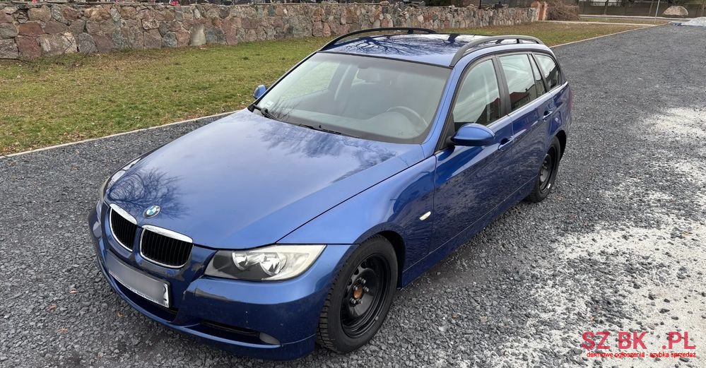 2008' BMW 3 Series 318D photo #2