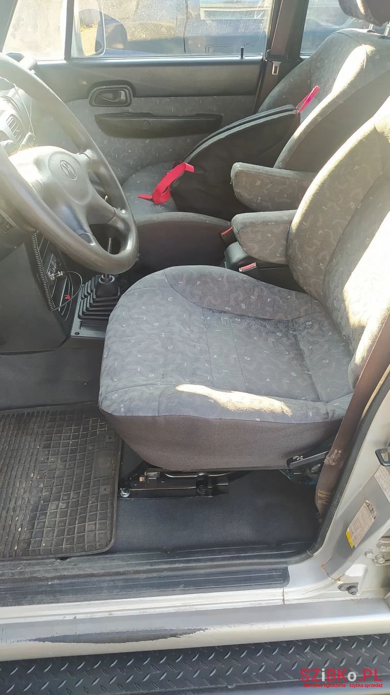 2001' Hyundai Galloper photo #4