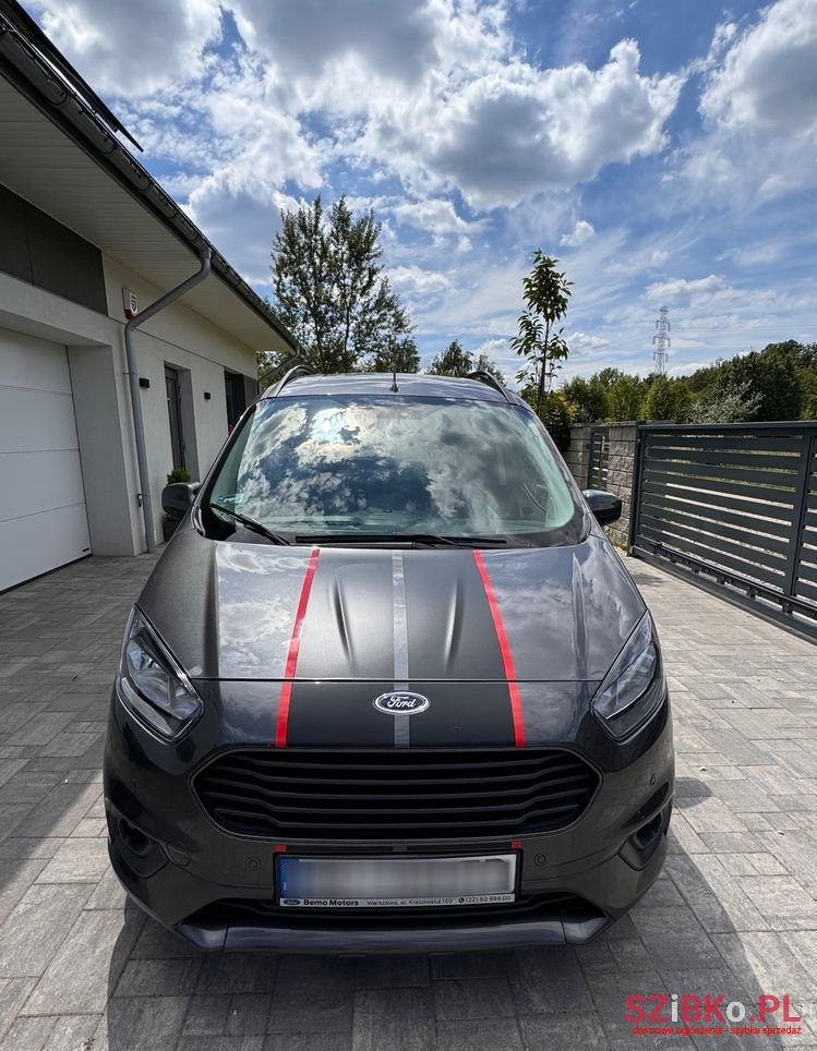2020' Ford Tourneo Courier 1.5 Tdci Sport photo #6