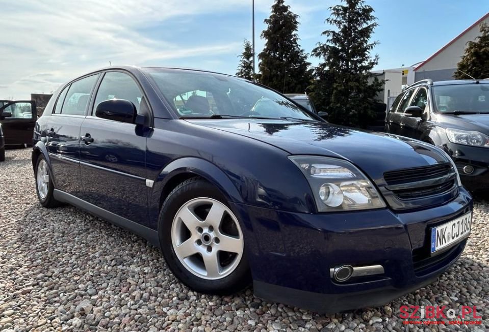 2004' Opel Signum photo #1