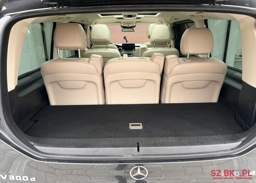 2021' Mercedes-Benz Klasa V photo #5