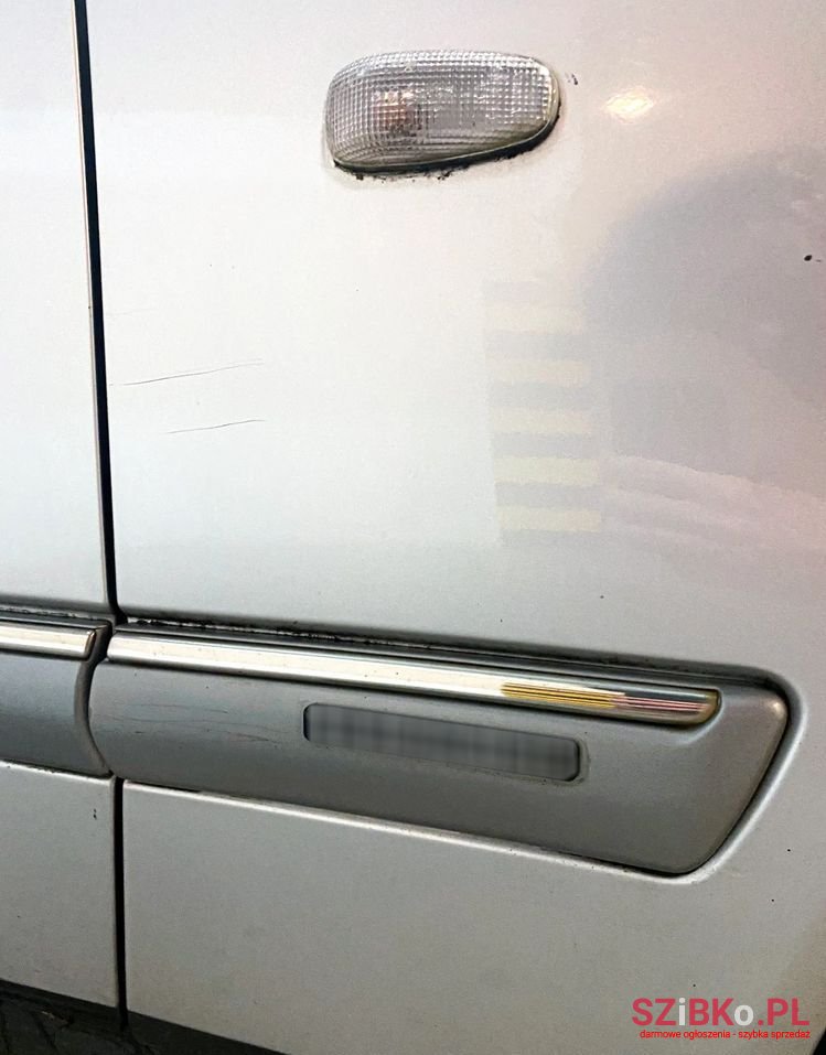 1999' Mercedes-Benz E-Class 250 Td photo #5