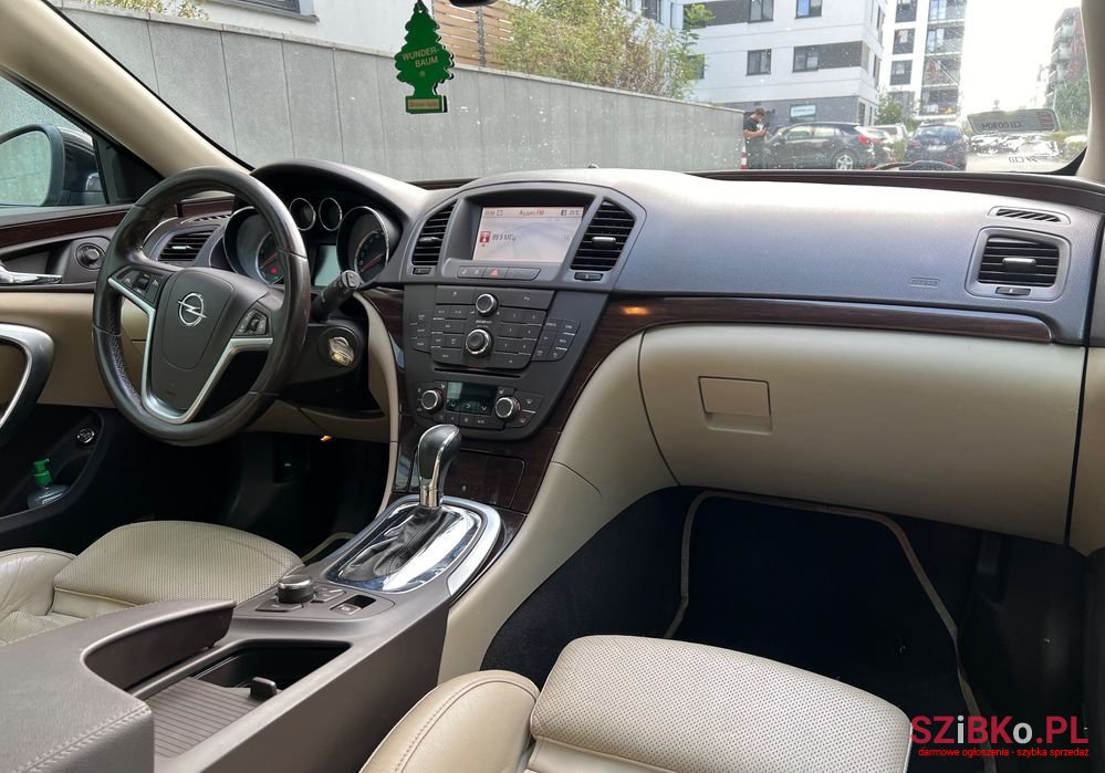 2011' Opel Insignia 2.0 Cdti Sport photo #6