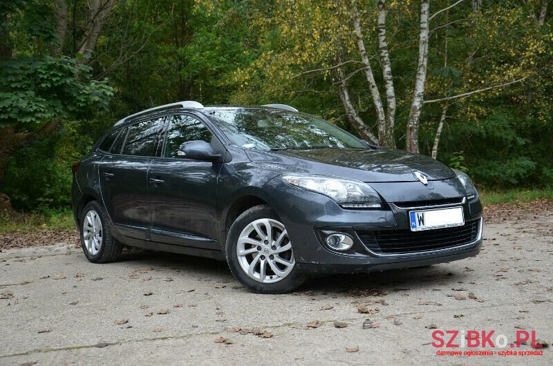 2012' Renault Megane photo #1