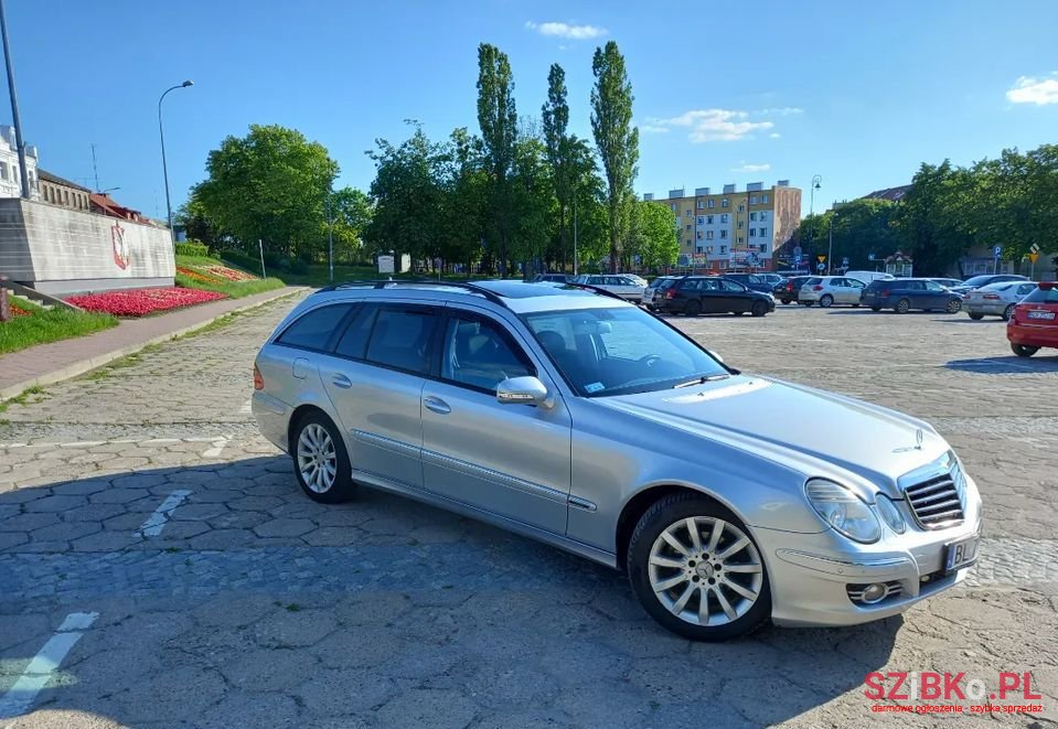 2007' Mercedes-Benz Klasa E photo #5