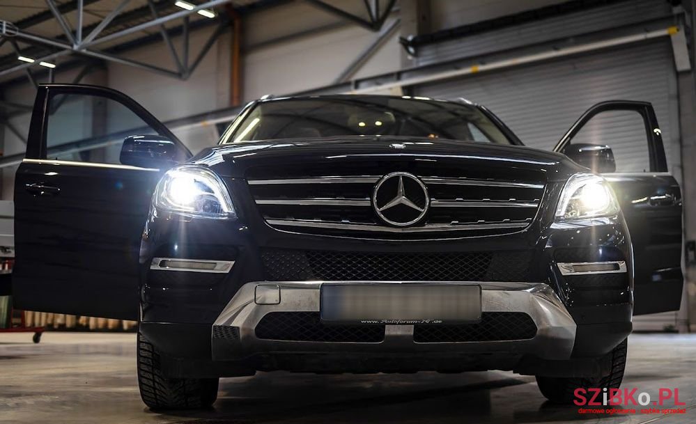 2012' Mercedes-Benz Ml photo #1