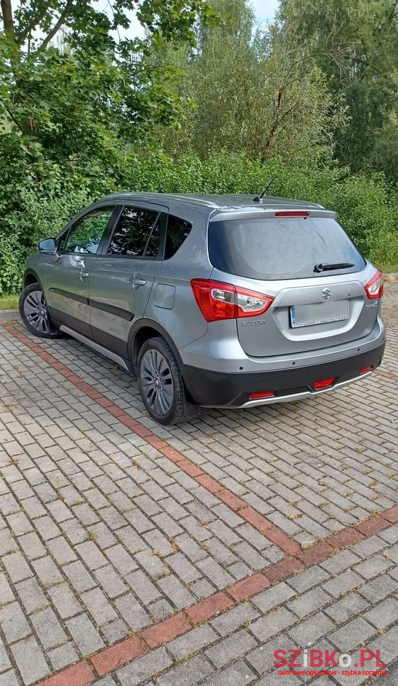 2014' Suzuki SX4 S-Cross photo #4