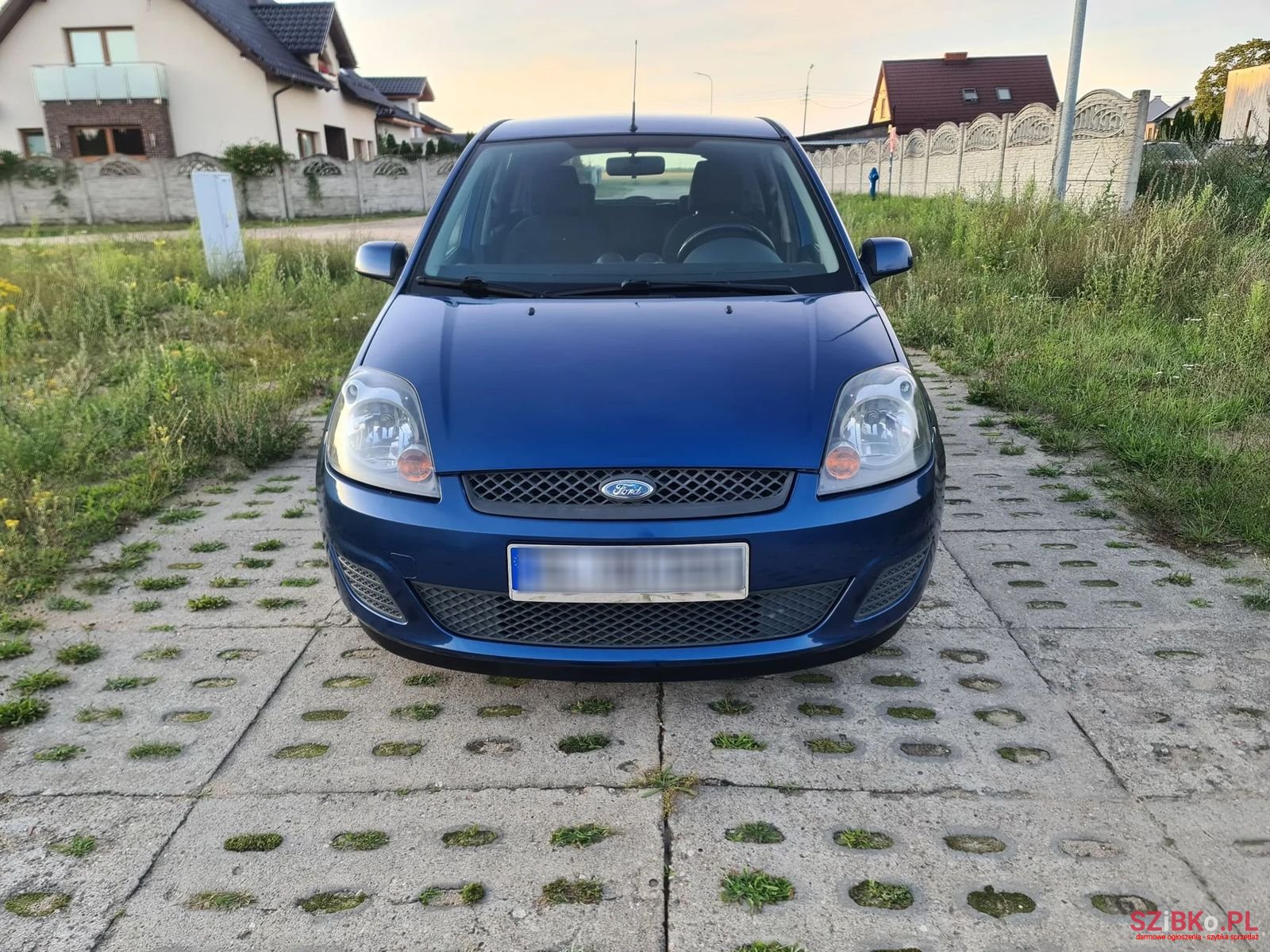 2008' Ford Fiesta photo #2